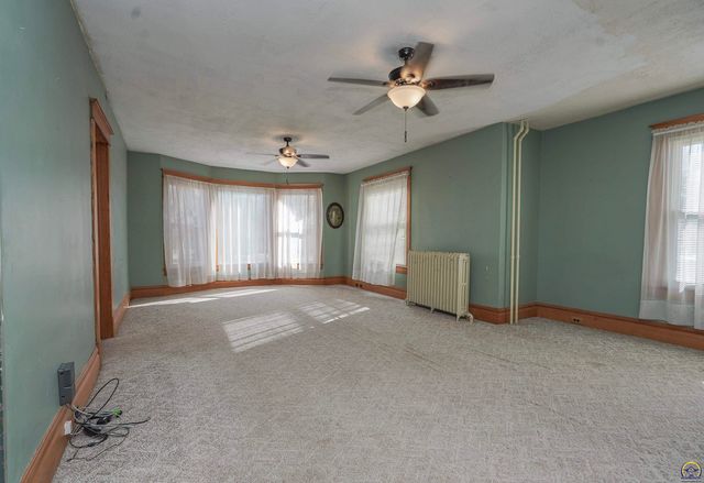 625 Wisconsin AVE, Holton, KS 66436