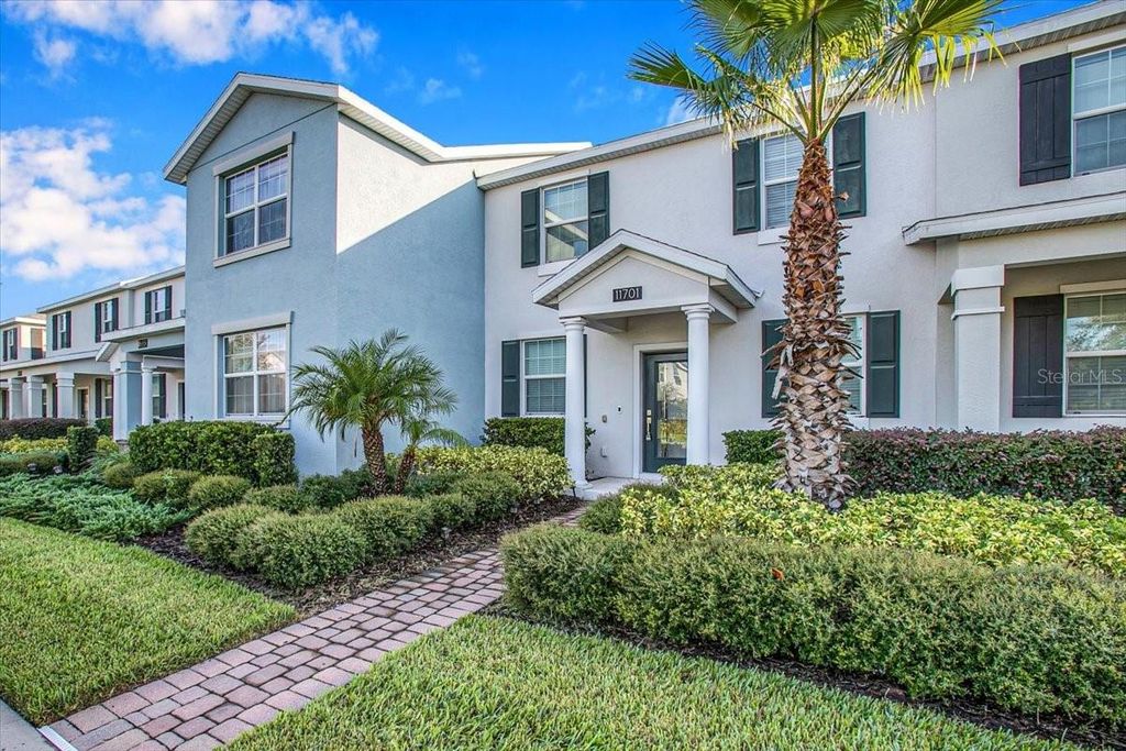 Image 2 of property listing at 11701 FICTION AVENUE, Orlando, FL 32832