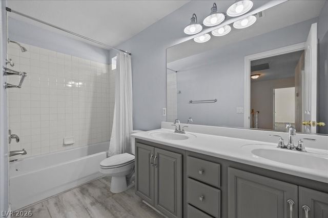 7931 Meandering Path Avenue, Las Vegas, NV 89131