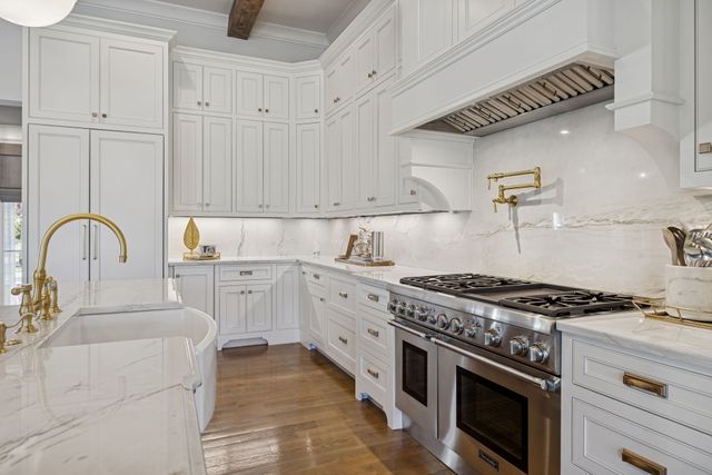 8523 Heirloom Blvd, College Grove, TN 37046