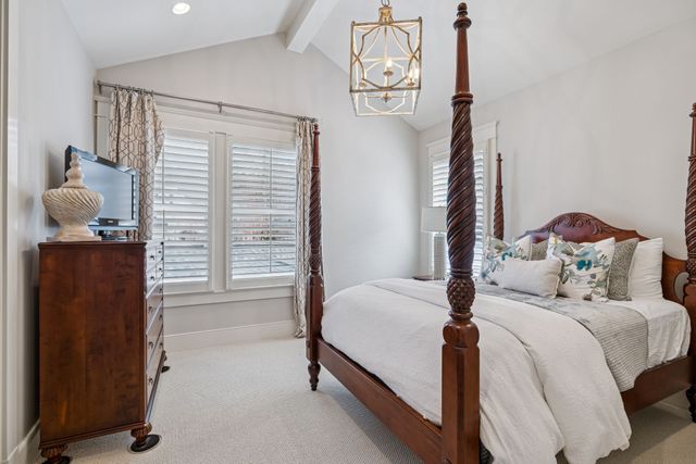 8523 Heirloom Blvd, College Grove, TN 37046