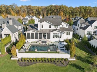 8523 Heirloom Blvd, College Grove, TN 37046