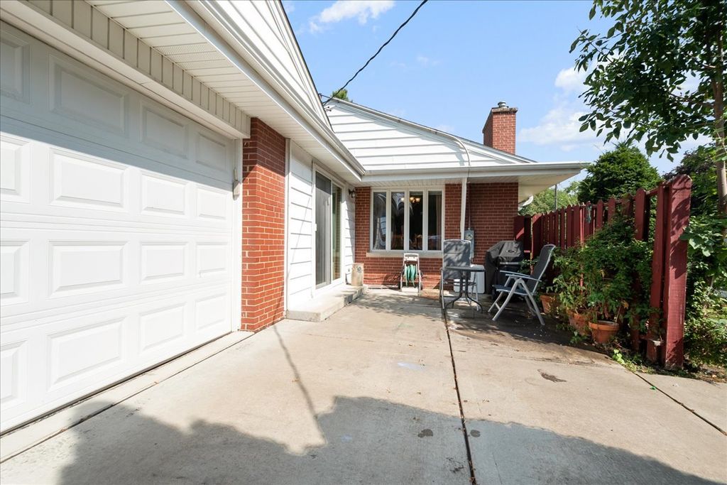 3902 Greenleaf Street, Skokie, IL 60076 — photo 5