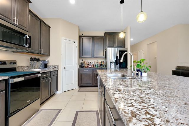 5222 GRANITE DUST PLACE, Palmetto, FL 34221