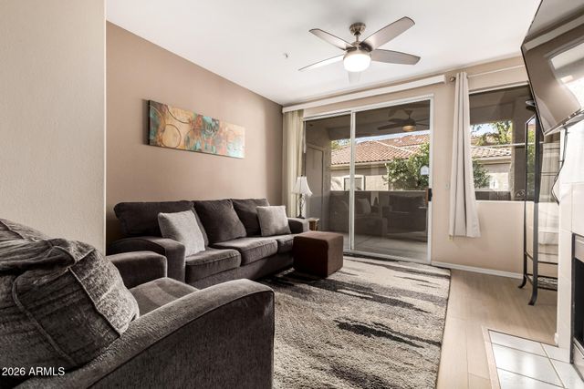 3830 E LAKEWOOD Parkway E 2031, Phoenix, AZ 85048