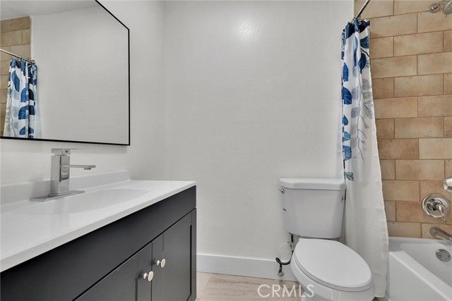 18620 Hatteras 169, Tarzana (los Angeles), CA 91356