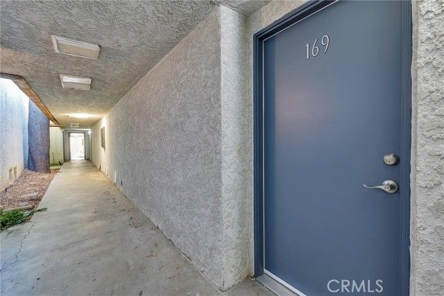 18620 Hatteras 169, Tarzana (los Angeles), CA 91356