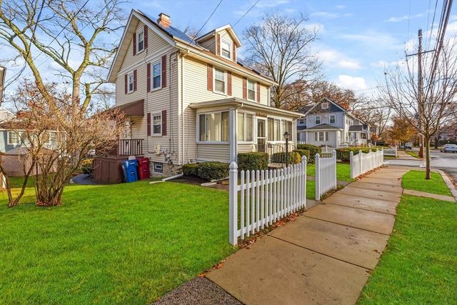 148 Beech Ave, Melrose, MA 02176