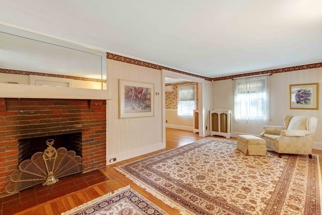 148 Beech Ave, Melrose, MA 02176