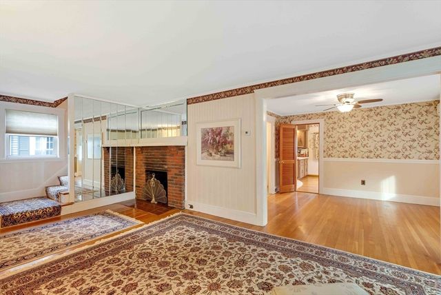 148 Beech Ave, Melrose, MA 02176