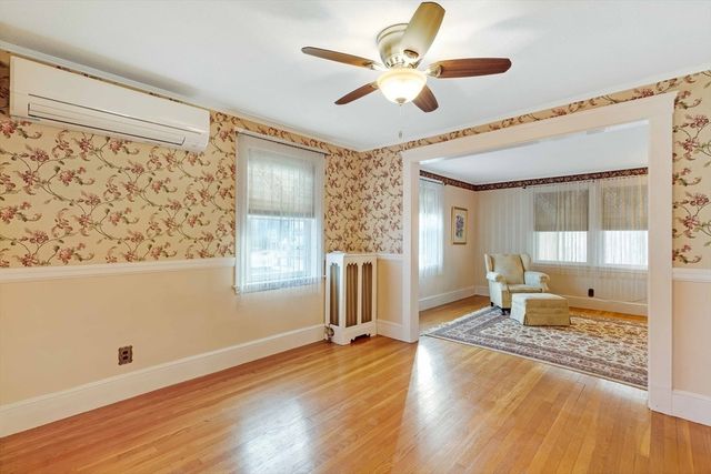 148 Beech Ave, Melrose, MA 02176