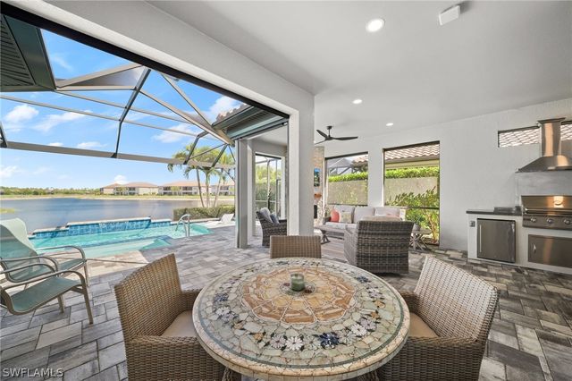 9400 Montelanico LOOP, Naples, FL 34119