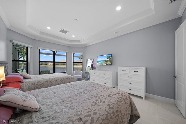 9400 Montelanico LOOP, Naples, FL 34119