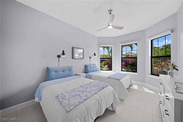 9400 Montelanico LOOP, Naples, FL 34119