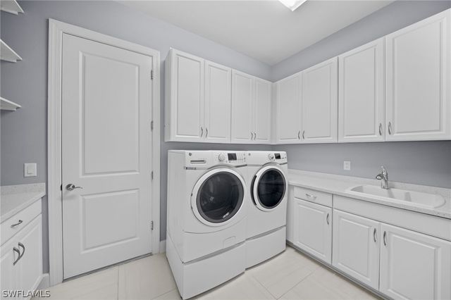 9400 Montelanico LOOP, Naples, FL 34119