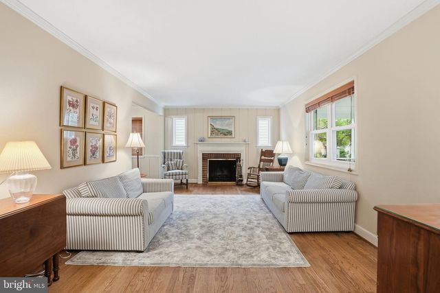 5803 CLEVES LN, Bethesda, MD 20816