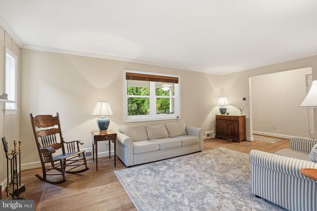 5803 CLEVES LN, Bethesda, MD 20816