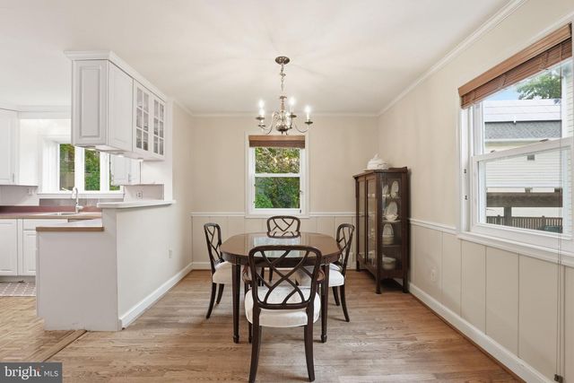 5803 CLEVES LN, Bethesda, MD 20816