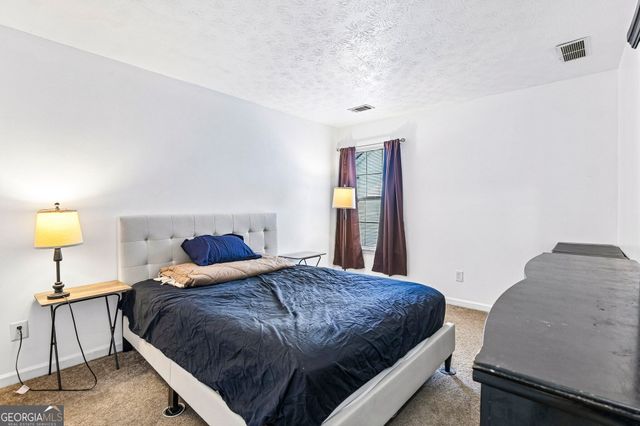 1117 W Shore Drive, Riverdale, GA 30296