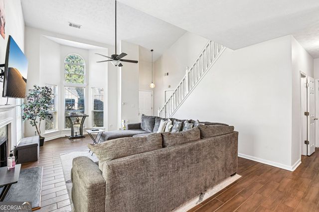 1117 W Shore Drive, Riverdale, GA 30296