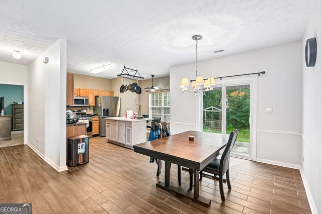 1117 W Shore Drive, Riverdale, GA 30296