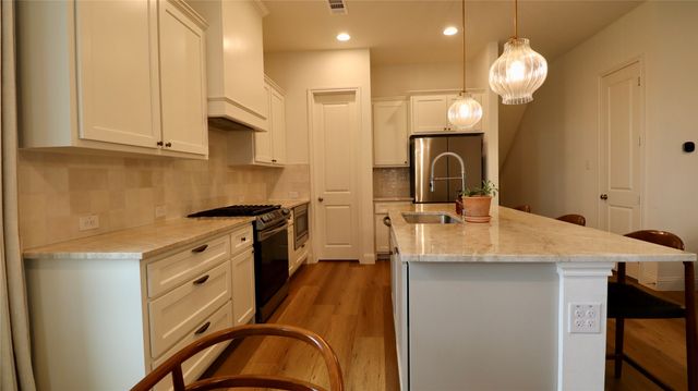 6749 Lake Overlook Drive, Fort Worth, TX 76135