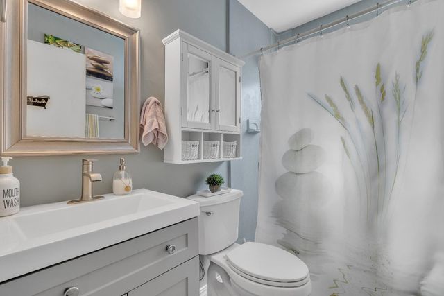 3531 Rosemont Dr, Sacramento, CA 95826