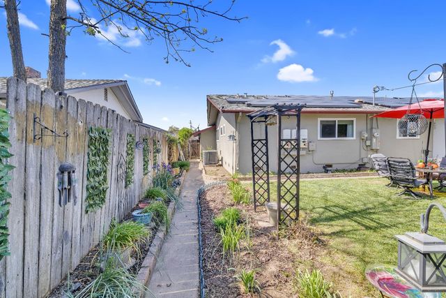 3531 Rosemont Dr, Sacramento, CA 95826