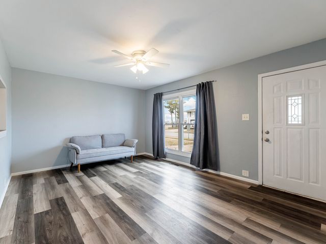 344 Emery Avenue, Romeoville, IL 60446