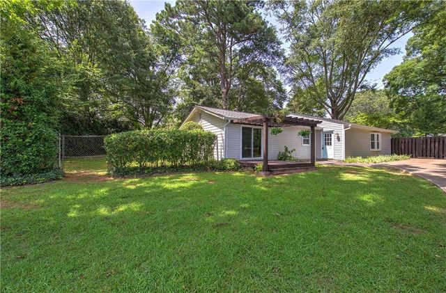 447 Floyd SE Street, Smyrna, GA 30082