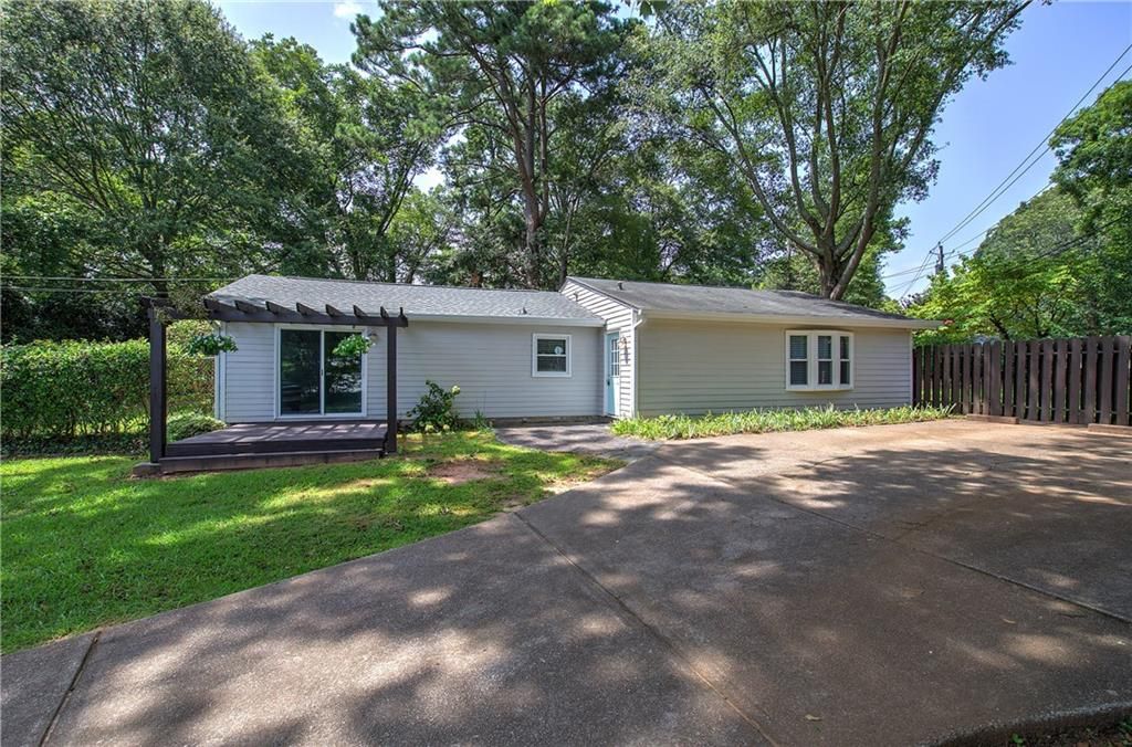 447 Floyd SE Street, Smyrna, GA 30082