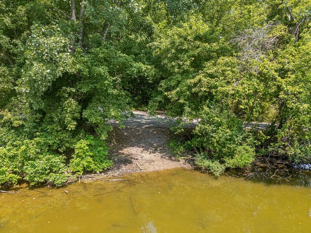 111 Mud Hill Rd, Dover, TN 37058