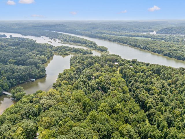 111 Mud Hill Rd, Dover, TN 37058