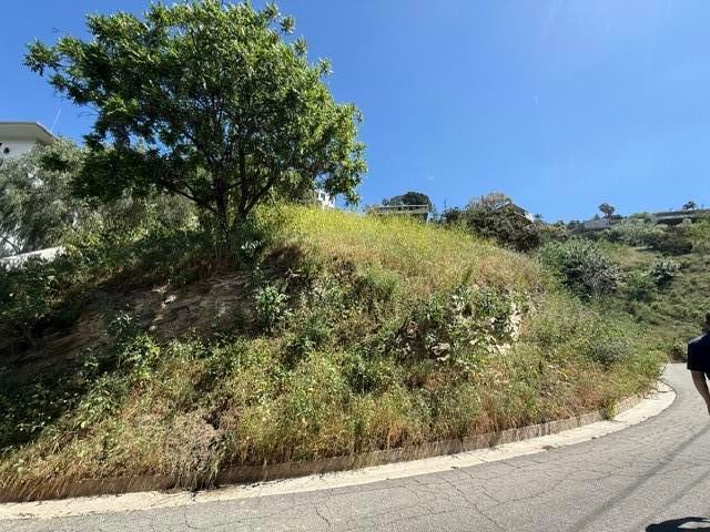 3800 Knobhill Drive, Sherman Oaks, CA 91423