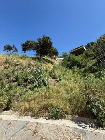 3800 Knobhill Drive, Sherman Oaks, CA 91423