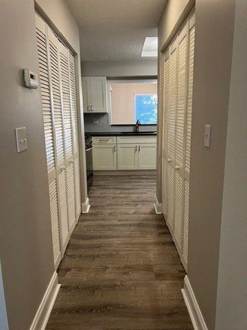 28 Middleton Court, Smyrna, GA 30080