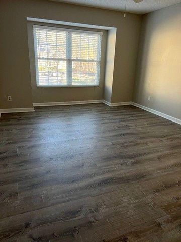 28 Middleton Court, Smyrna, GA 30080