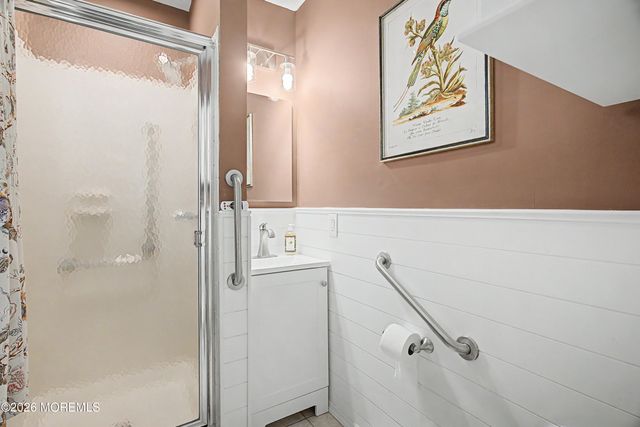 33 Lumsden Street, Toms River, NJ 08757