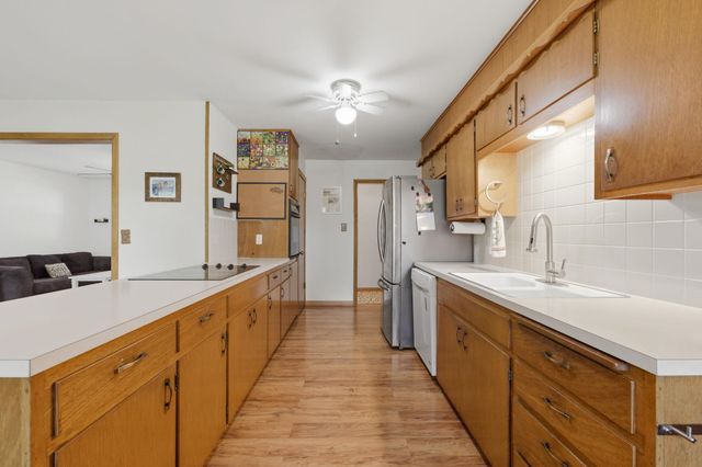 1635 N Kessler Ave, Wichita, KS 67203
