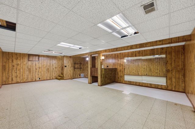 1635 N Kessler Ave, Wichita, KS 67203