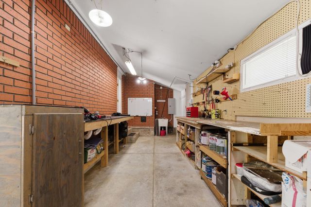 1635 N Kessler Ave, Wichita, KS 67203