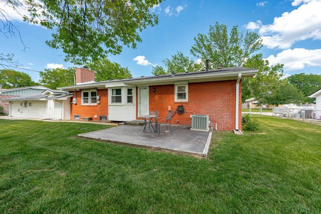 1635 N Kessler Ave, Wichita, KS 67203