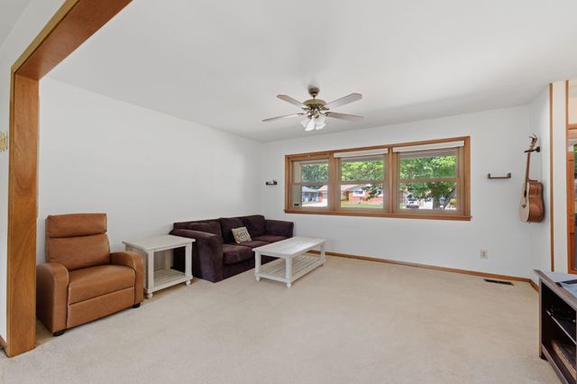 1635 N Kessler Ave, Wichita, KS 67203
