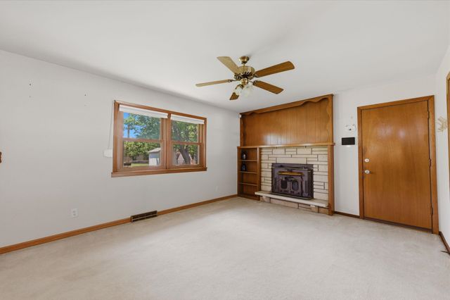 1635 N Kessler Ave, Wichita, KS 67203
