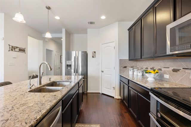 17221 Brittle LN, Pflugerville, TX 78660