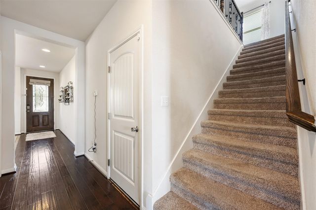 17221 Brittle LN, Pflugerville, TX 78660