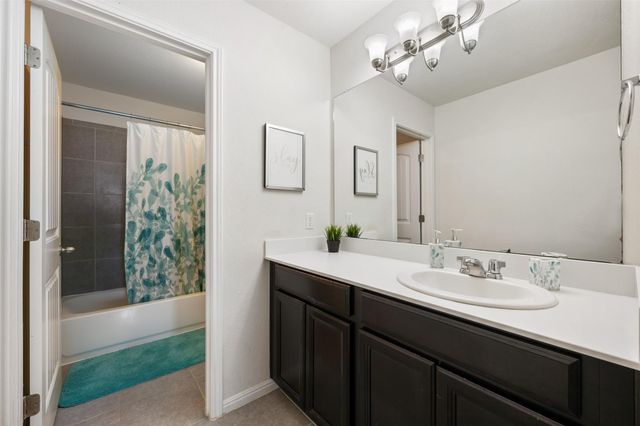 17221 Brittle LN, Pflugerville, TX 78660