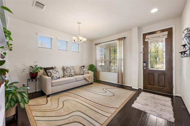 17221 Brittle LN, Pflugerville, TX 78660