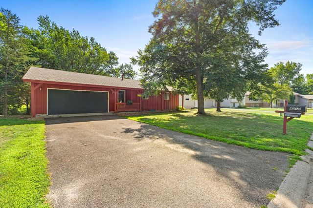 4212 Desoto Street, Vadnais Heights, MN 55127