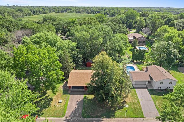 4212 Desoto Street, Vadnais Heights, MN 55127